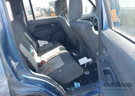 2009 Jeep Liberty Sport из США, поврежденный, VIN 1J8GN28K59W526421